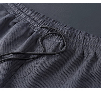 Men's Zip Jacket & Joggers Set – Subtle Surface & Narrow Leg Cut