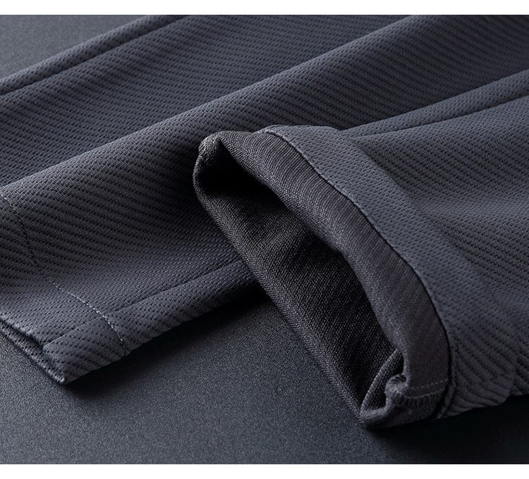 Men's Zip Jacket & Joggers Set – Subtle Surface & Narrow Leg Cut